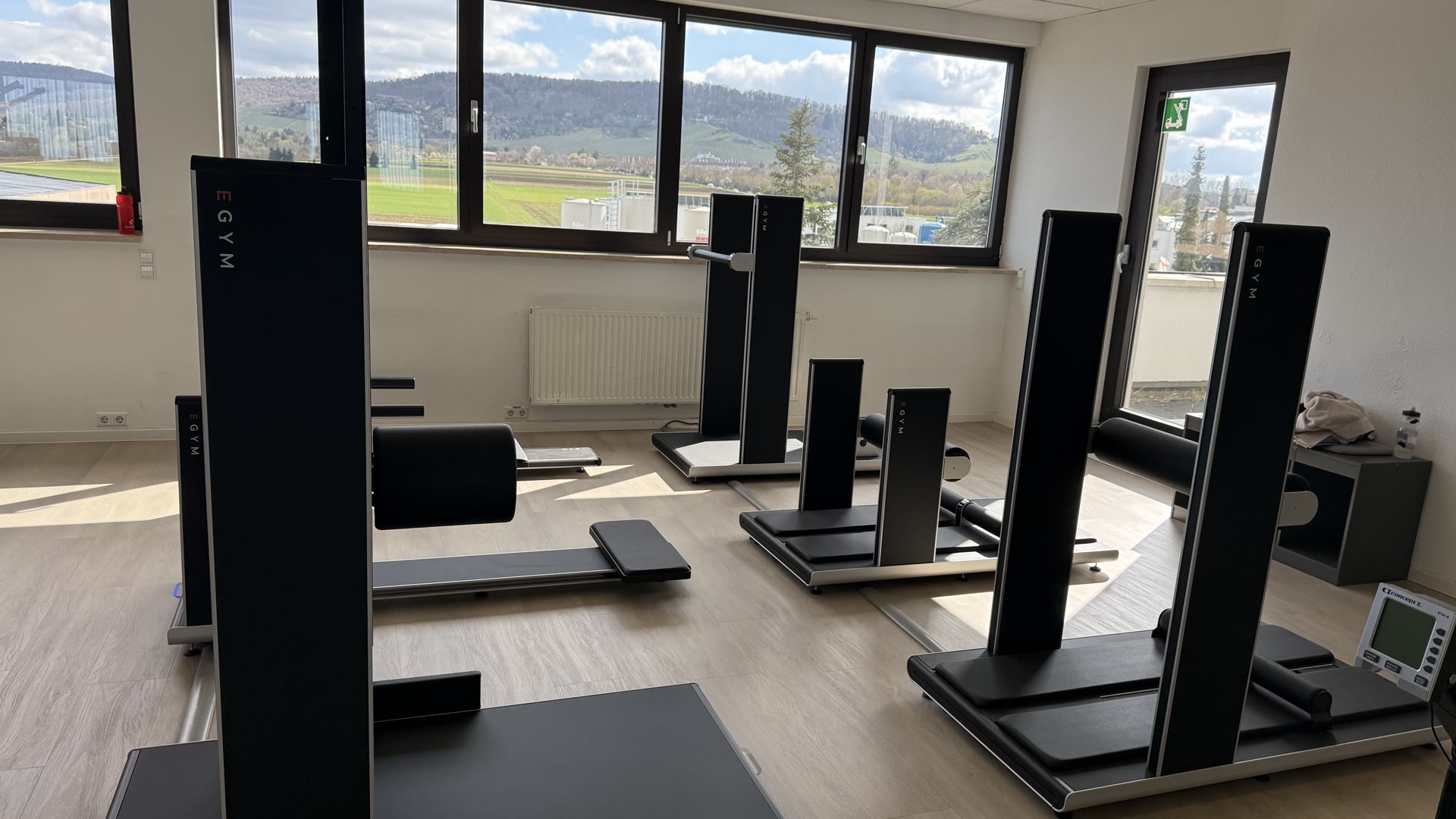 Trainingsraum mit Panoramablick — Physio Zentrum Fellbach